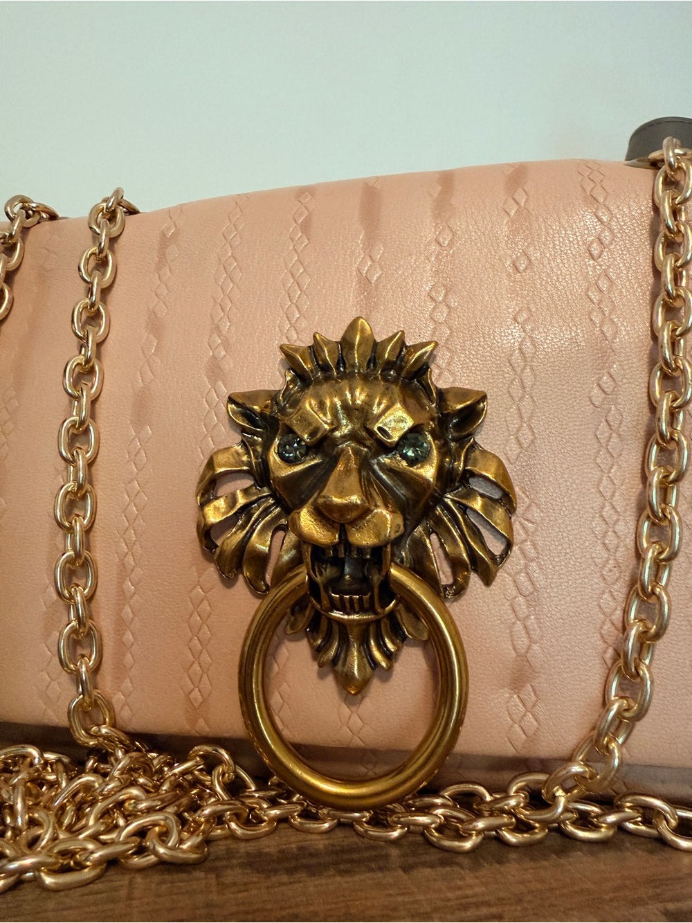Sharif | Lion’s Gate Pink Leather Shoulder/Crossbody Bag - Picture 3 of 15